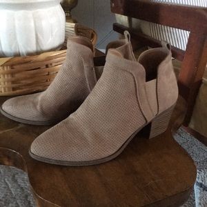 Perforated taupe ankle boots only worn a few times
